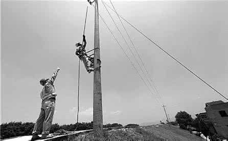 電網(wǎng)解決方案：堅強(qiáng)智能電網(wǎng)的發(fā)展，智能電網(wǎng)解決方案